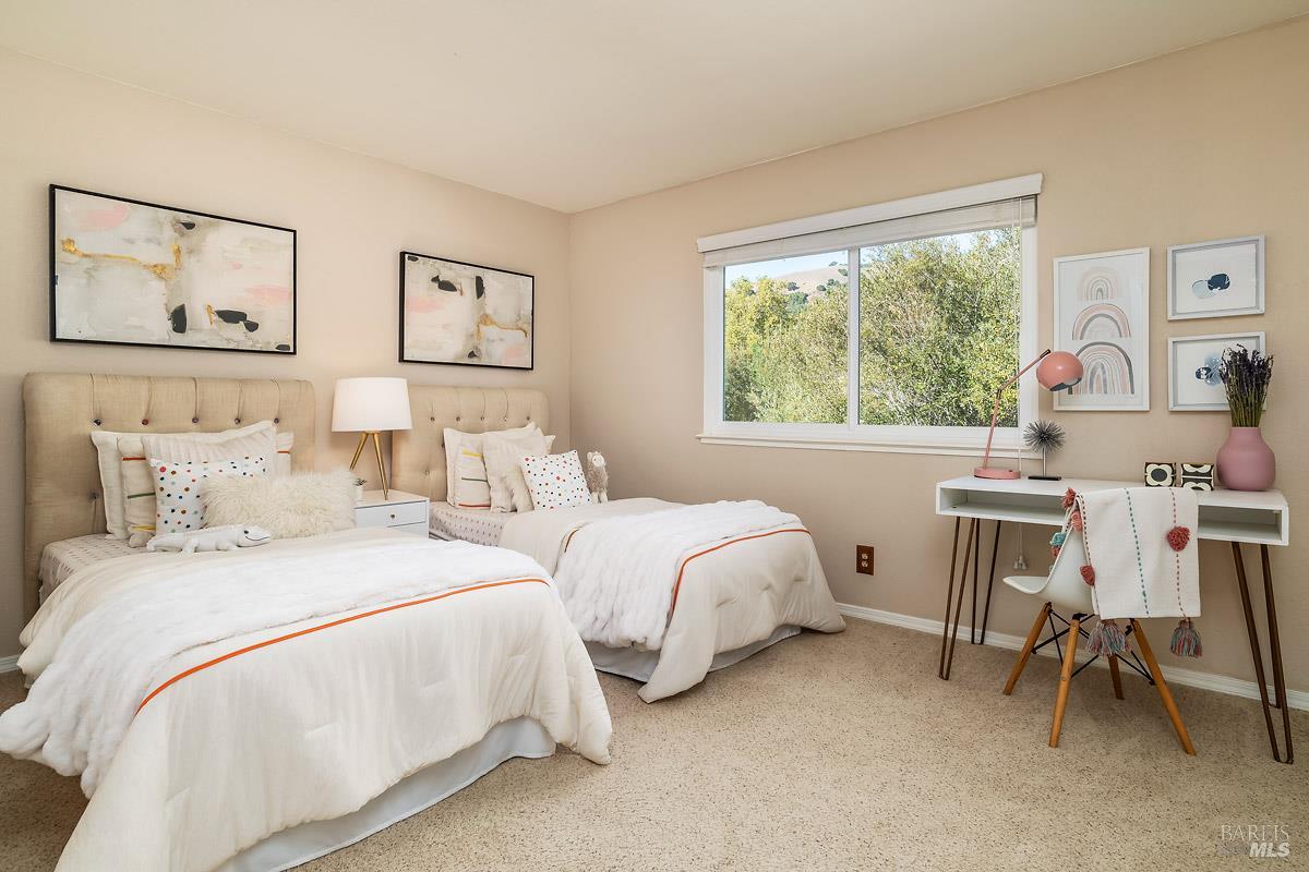 Detail Gallery Image 21 of 38 For 51 Mount Muir Ct, San Rafael,  CA 94903 - 5 Beds | 2/1 Baths