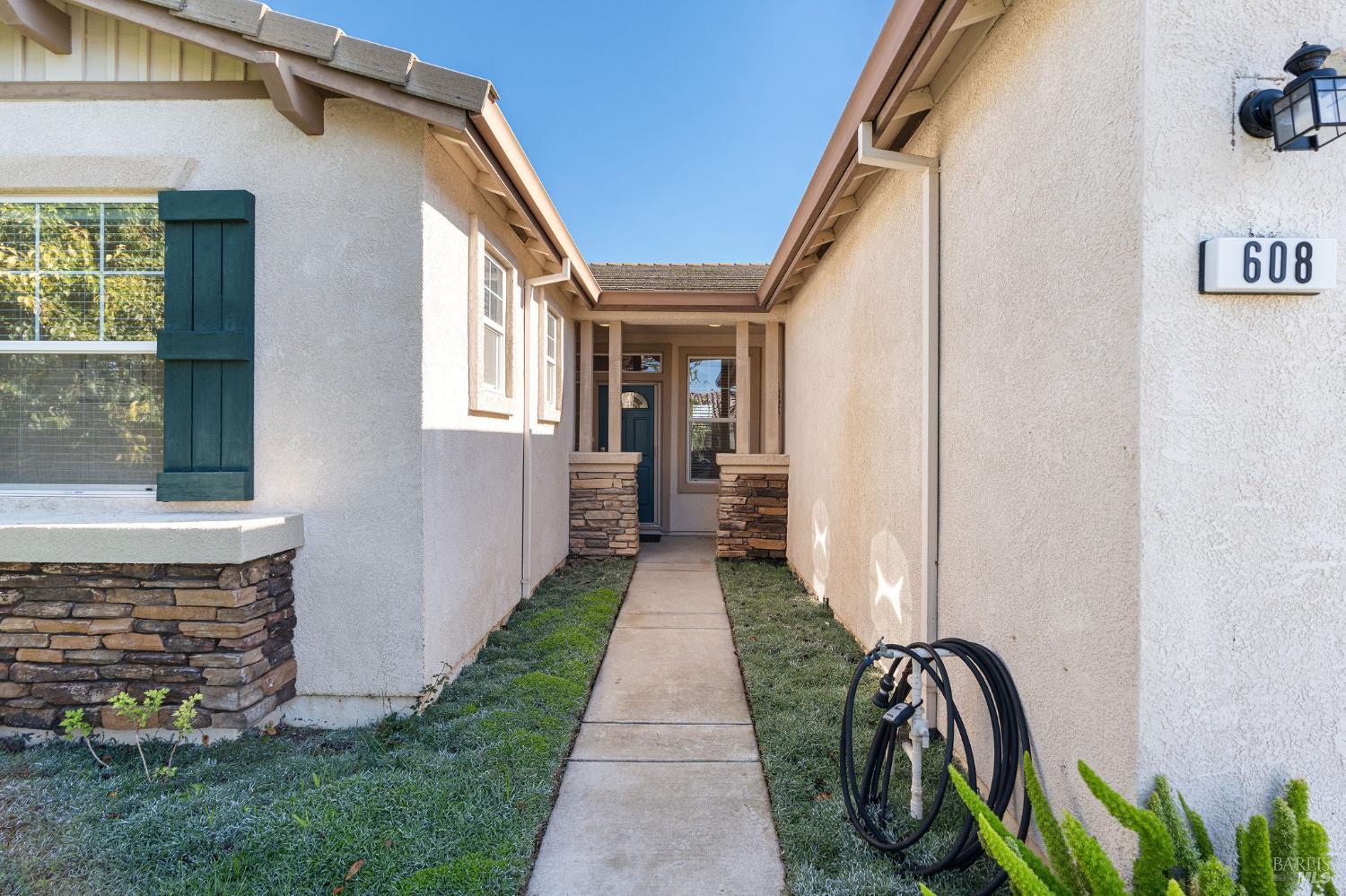Detail Gallery Image 3 of 58 For 608 American Falls Dr, Rio Vista,  CA 94571 - 2 Beds | 2 Baths