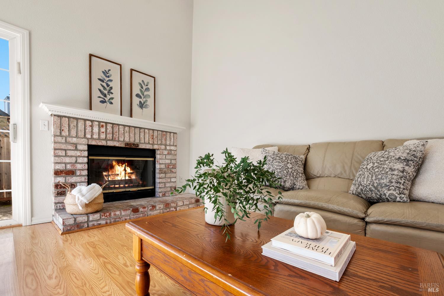 Detail Gallery Image 18 of 42 For 2154 Nw Longhorn Cir, Santa Rosa,  CA 95401 - 3 Beds | 2 Baths