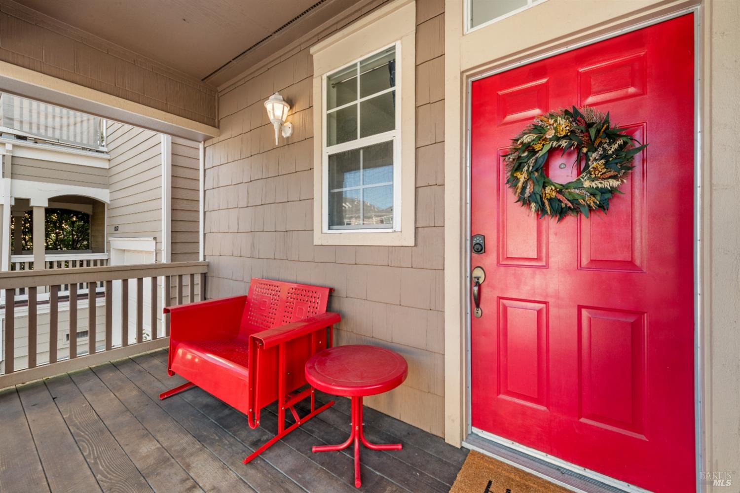 Detail Gallery Image 3 of 23 For 1028 Addison Cir, Petaluma,  CA 94952 - 3 Beds | 2/1 Baths