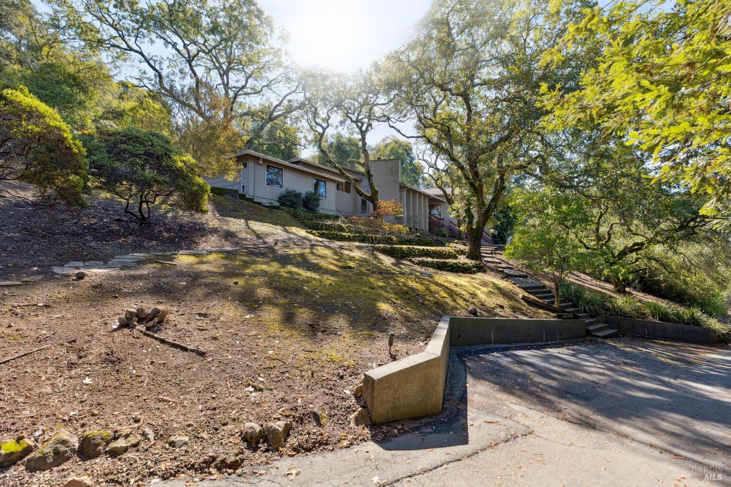 Detail Gallery Image 64 of 76 For 2060 Oak Ridge Dr, Santa Rosa,  CA 95404 - 3 Beds | 2 Baths