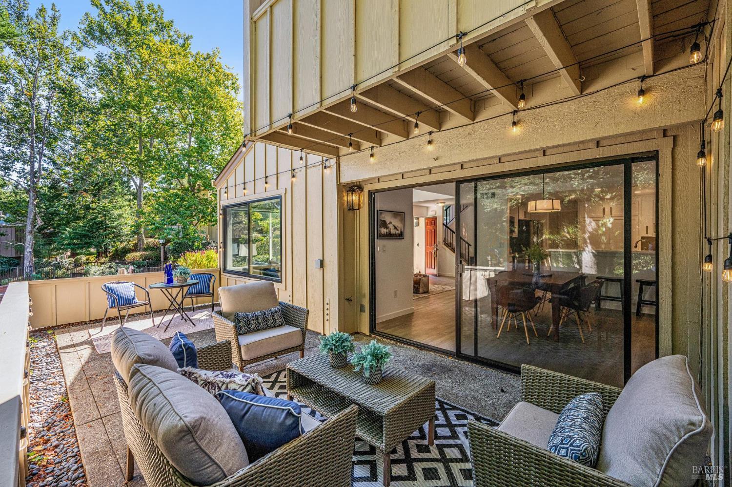 Detail Gallery Image 43 of 51 For 53 Flicker Dr, Novato,  CA 94949 - 3 Beds | 2/1 Baths