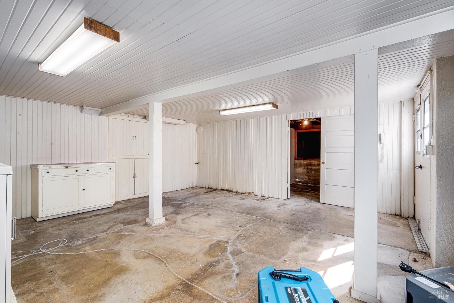 Detail Gallery Image 32 of 48 For 1709 Spring Mountain Rd, Saint Helena,  CA 94574 - 2 Beds | 1 Baths