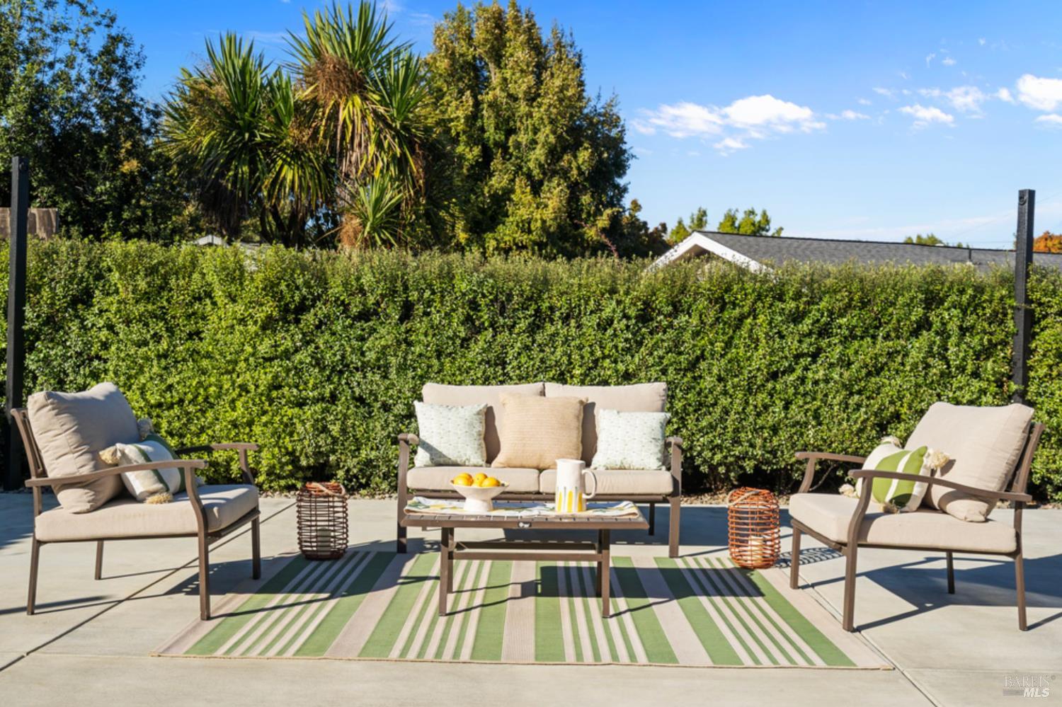 Detail Gallery Image 36 of 47 For 456 Alameda De La Loma Unkn, Novato,  CA 94949 - 3 Beds | 2 Baths