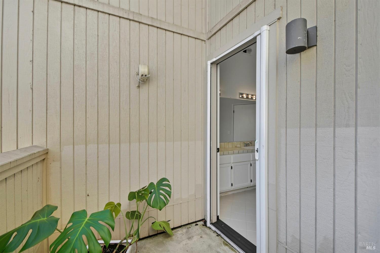 Detail Gallery Image 25 of 32 For 1536 Mission Blvd, Santa Rosa,  CA 95409 - 2 Beds | 2/1 Baths