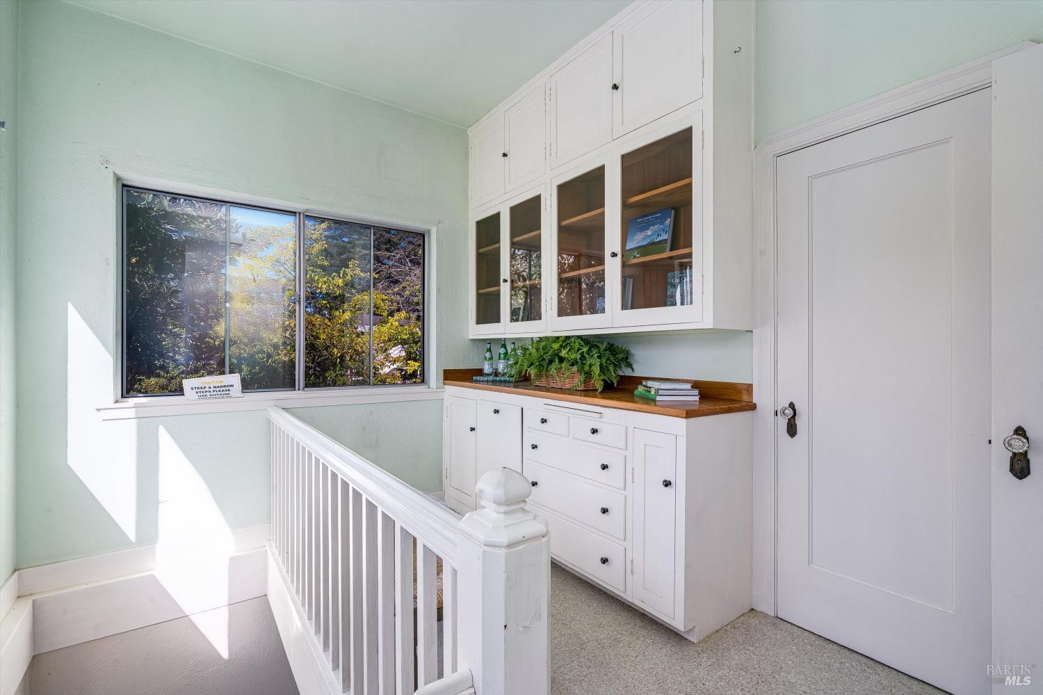 Detail Gallery Image 30 of 48 For 1709 Spring Mountain Rd, Saint Helena,  CA 94574 - 2 Beds | 1 Baths