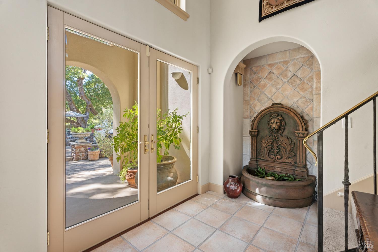 Detail Gallery Image 8 of 56 For 800 Boonville Rd, Ukiah,  CA 95482 - 4 Beds | 4 Baths