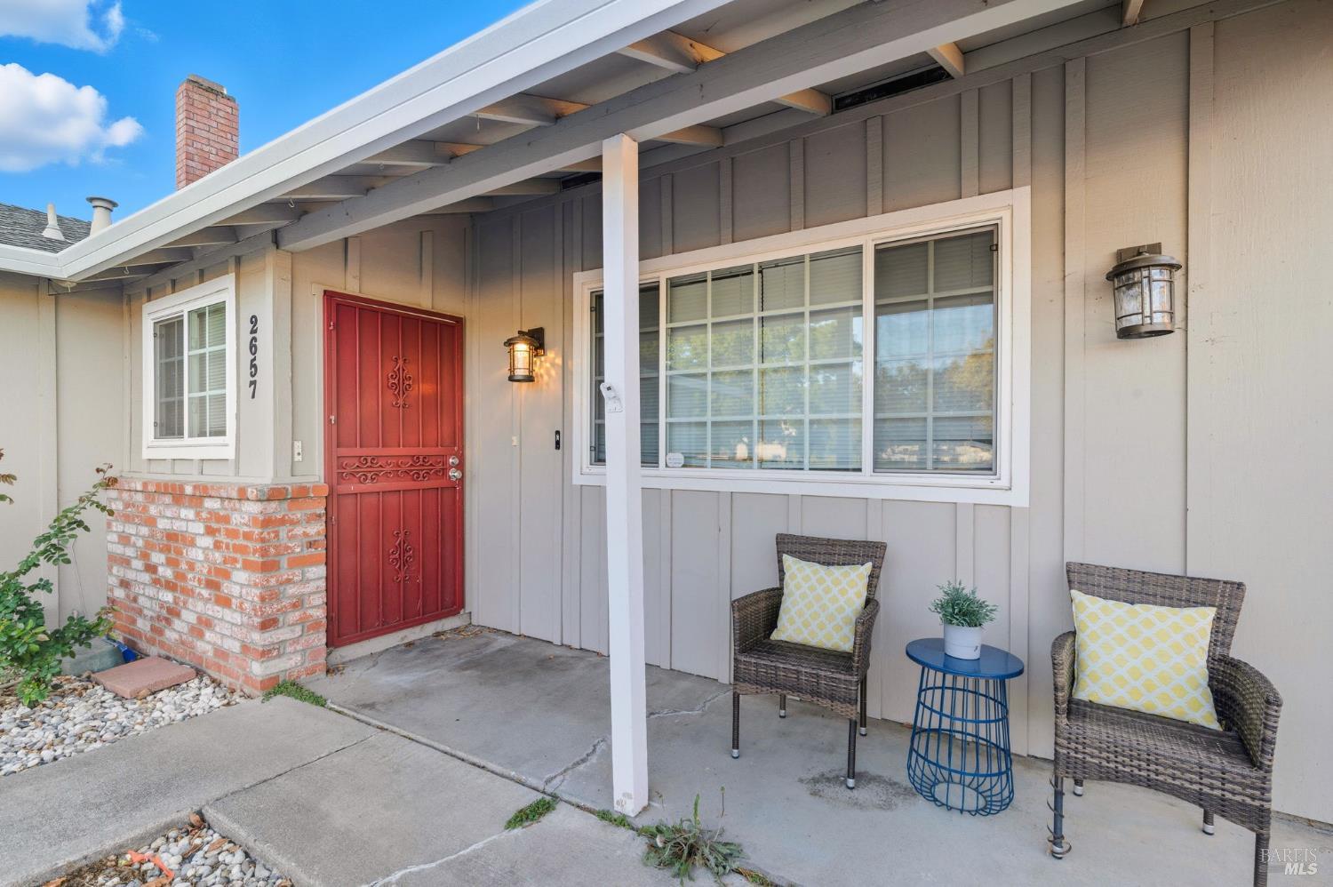 Detail Gallery Image 3 of 33 For 2657 Marigold Dr, Fairfield,  CA 94533 - 3 Beds | 2 Baths