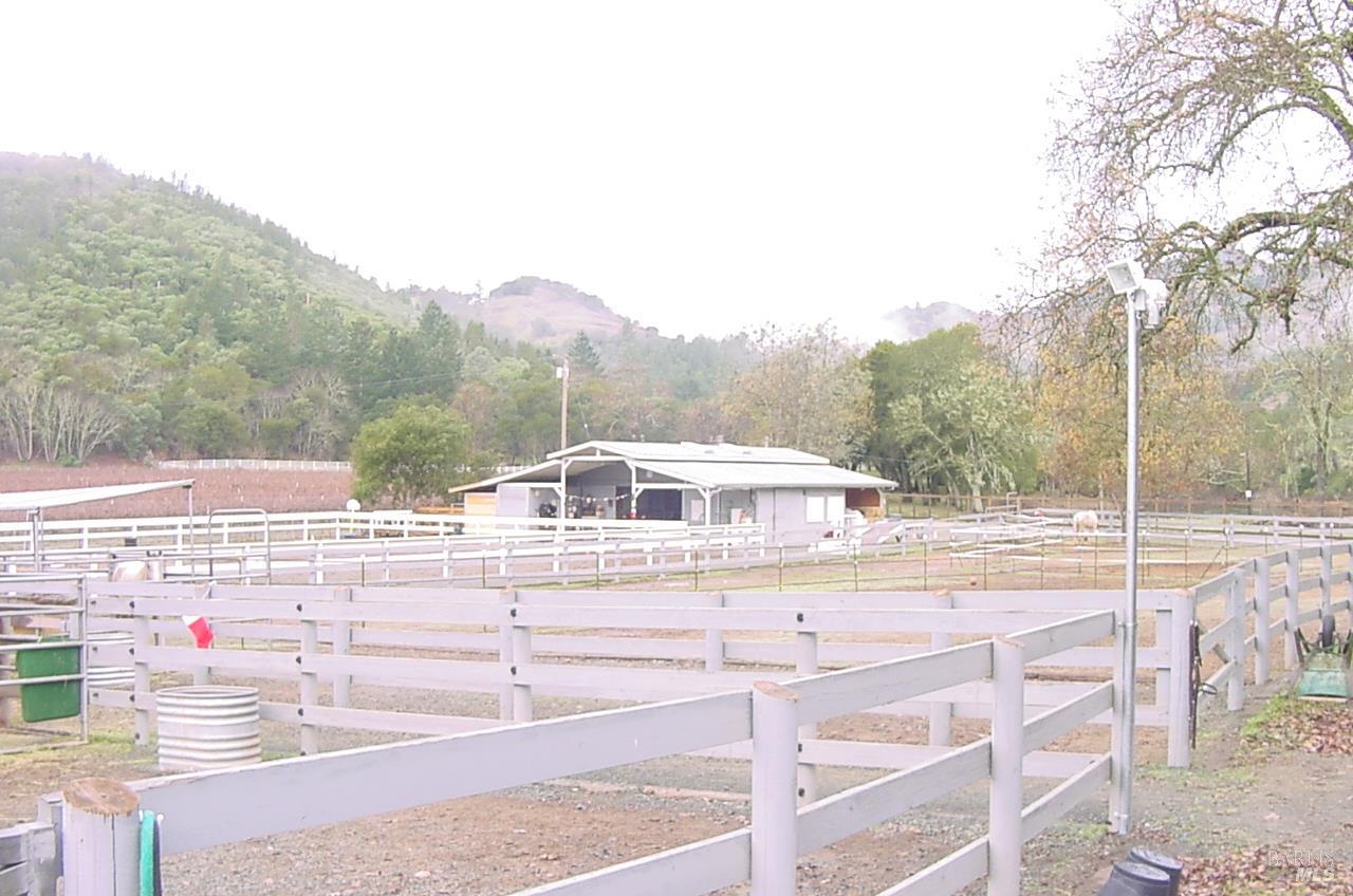 Detail Gallery Image 39 of 39 For 1218 Bennett Ln, Calistoga,  CA 94515 - 2 Beds | 2/1 Baths