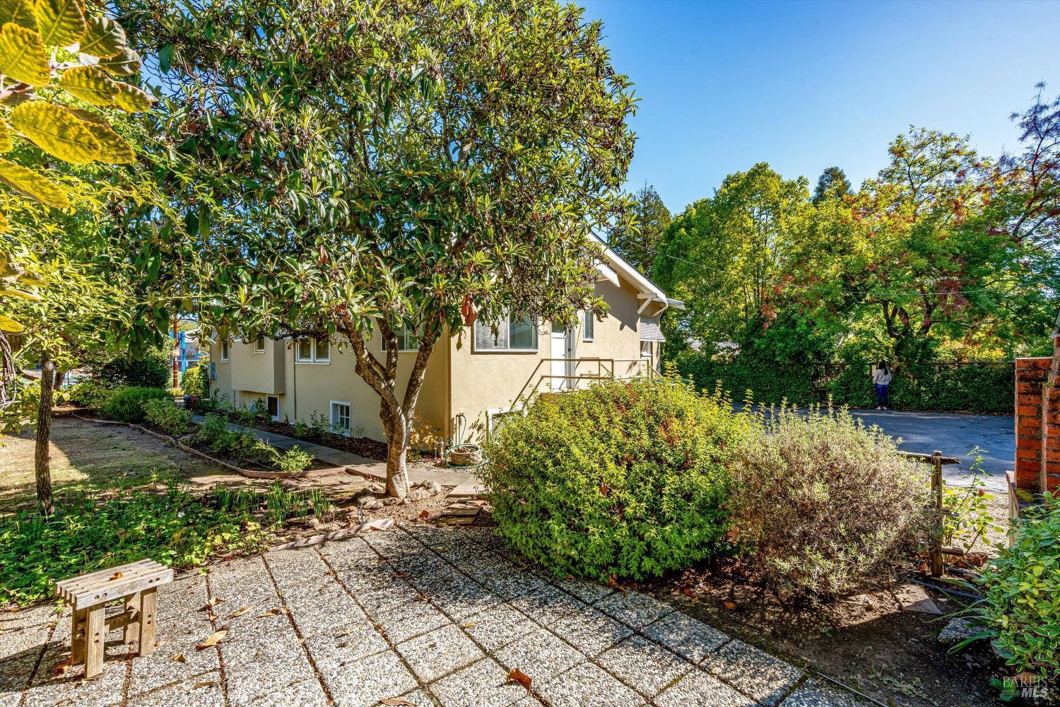 Detail Gallery Image 44 of 48 For 1709 Spring Mountain Rd, Saint Helena,  CA 94574 - 2 Beds | 1 Baths