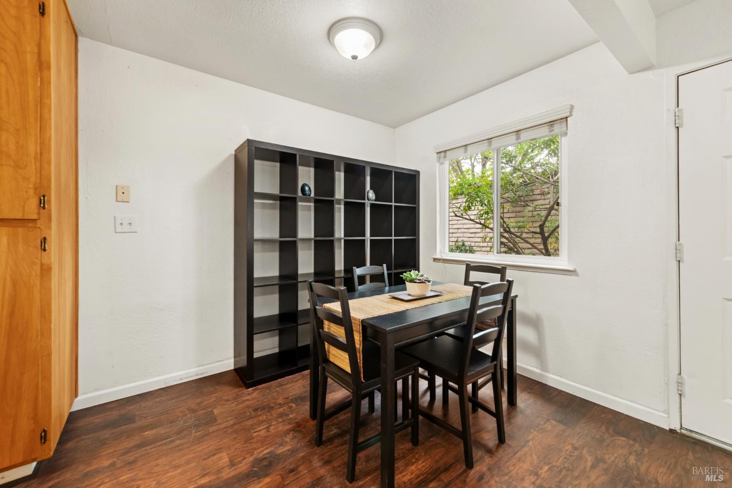 Detail Gallery Image 12 of 28 For 1930 Duxburry Ln #2,  Vacaville,  CA 95687 - 2 Beds | 1 Baths