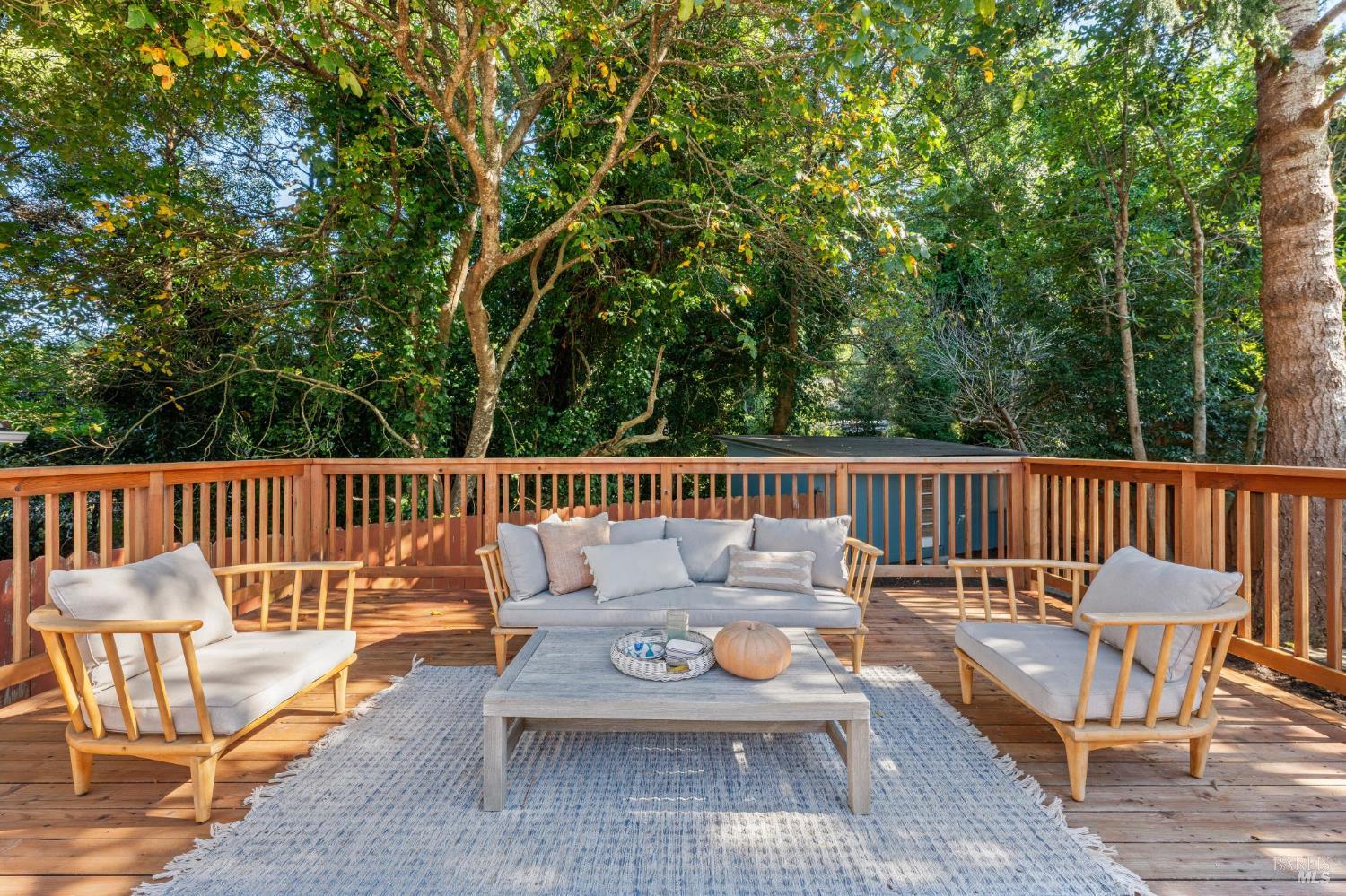 Detail Gallery Image 14 of 22 For 647 Northern Ave, Mill Valley,  CA 94941 - 2 Beds | 1 Baths