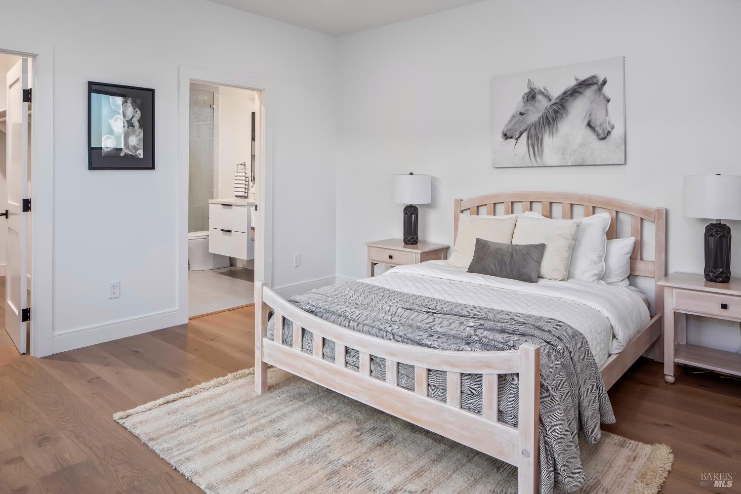 Detail Gallery Image 60 of 74 For 39 Strawberry Cir, Mill Valley,  CA 94941 - 4 Beds | 4 Baths