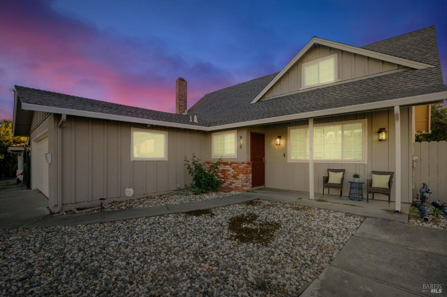 Detail Gallery Image 2 of 33 For 2657 Marigold Dr, Fairfield,  CA 94533 - 3 Beds | 2 Baths