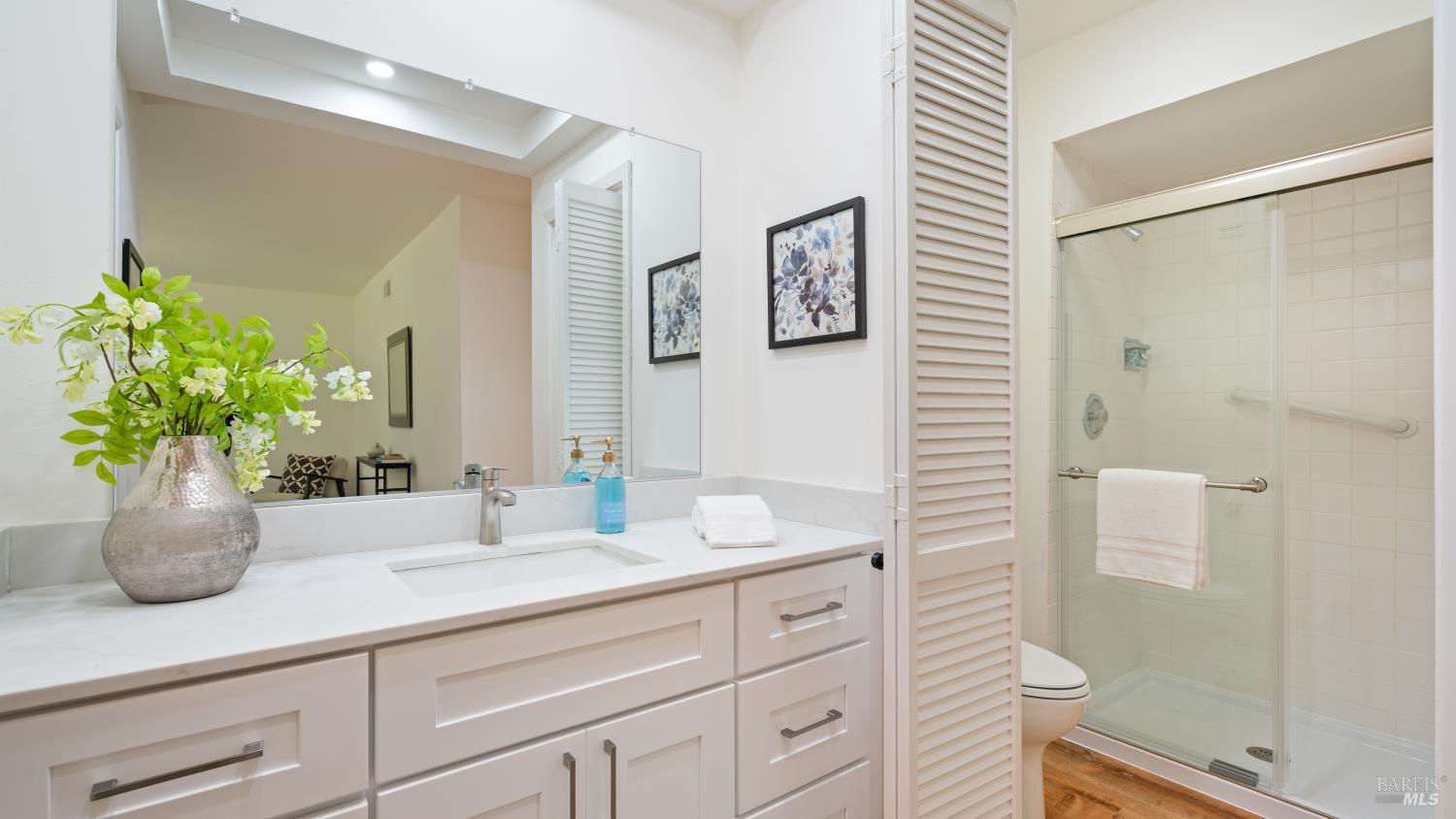 Detail Gallery Image 9 of 40 For 175 Rollingwood Dr, San Rafael,  CA 94901 - 3 Beds | 2 Baths