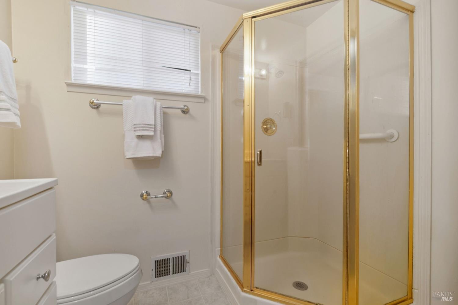 Detail Gallery Image 29 of 33 For 2657 Marigold Dr, Fairfield,  CA 94533 - 3 Beds | 2 Baths