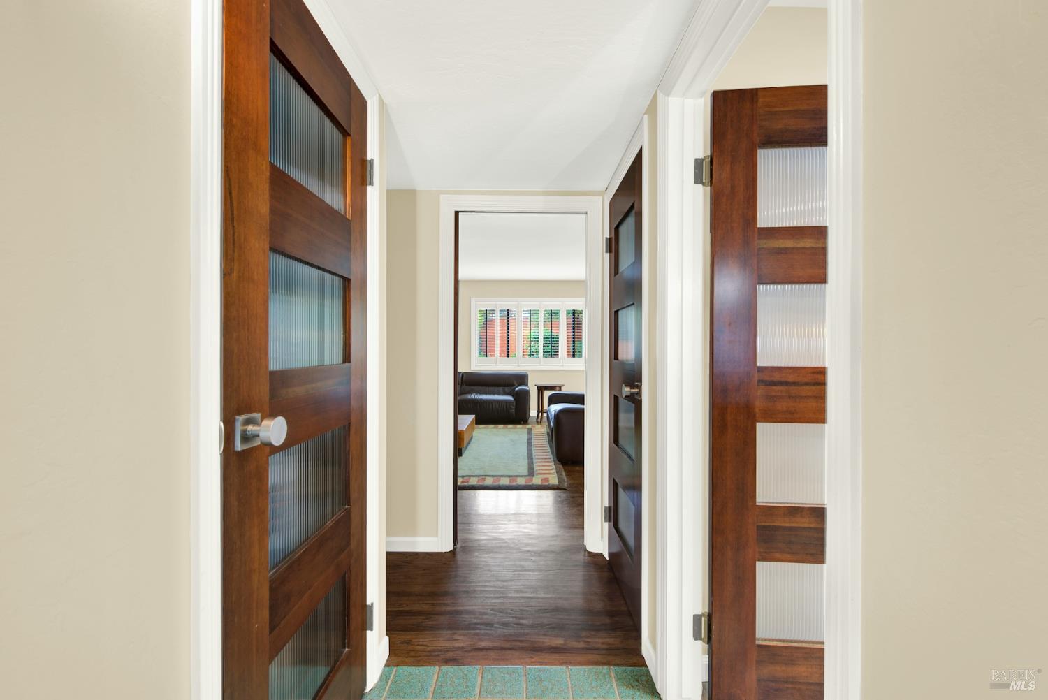 Detail Gallery Image 7 of 42 For 2407 Norton St, Napa,  CA 94558 - 3 Beds | 2 Baths