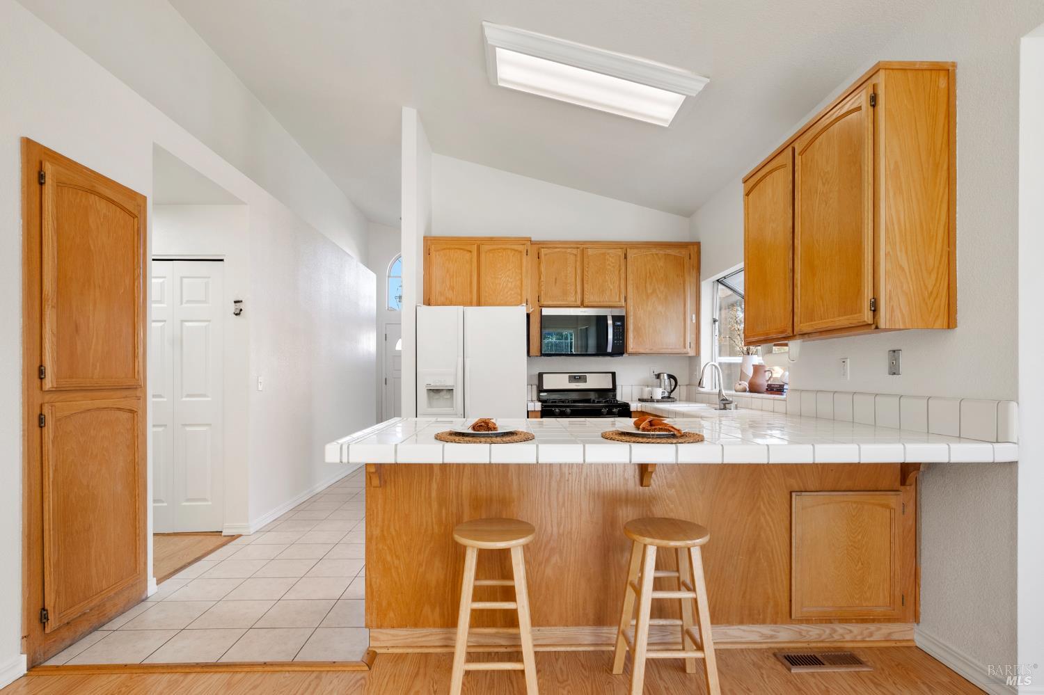 Detail Gallery Image 22 of 42 For 2154 Nw Longhorn Cir, Santa Rosa,  CA 95401 - 3 Beds | 2 Baths