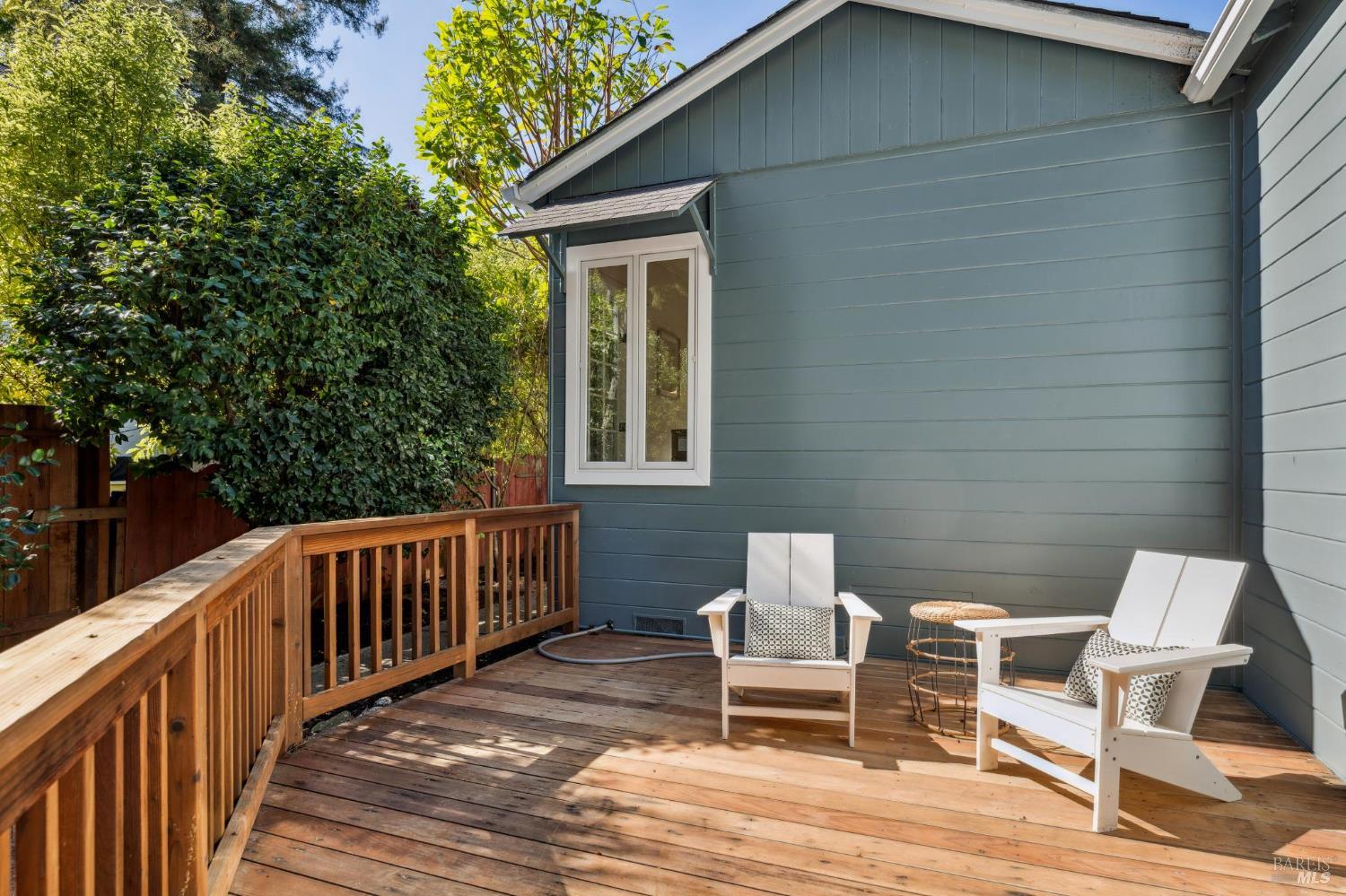 Detail Gallery Image 16 of 22 For 647 Northern Ave, Mill Valley,  CA 94941 - 2 Beds | 1 Baths