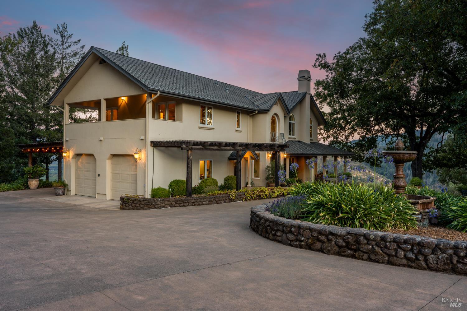 Detail Gallery Image 2 of 56 For 800 Boonville Rd, Ukiah,  CA 95482 - 4 Beds | 4 Baths