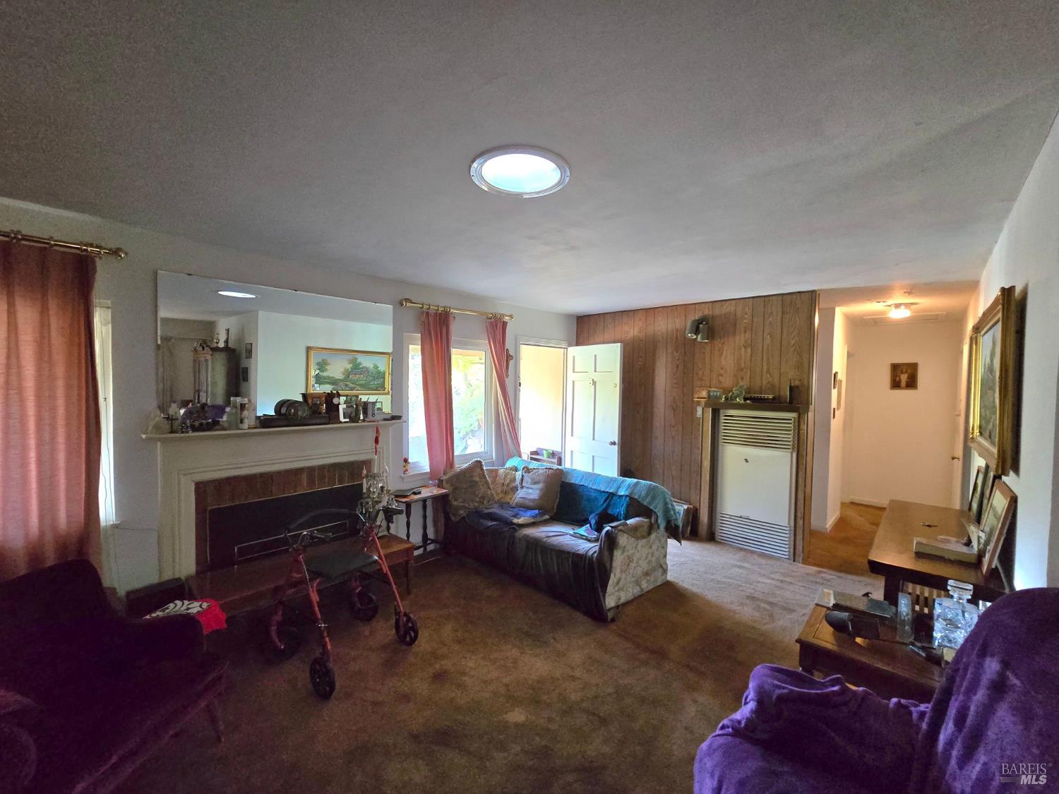 Detail Gallery Image 2 of 15 For 53 Mercury Ave, Tiburon,  CA 94920 - 3 Beds | 1 Baths