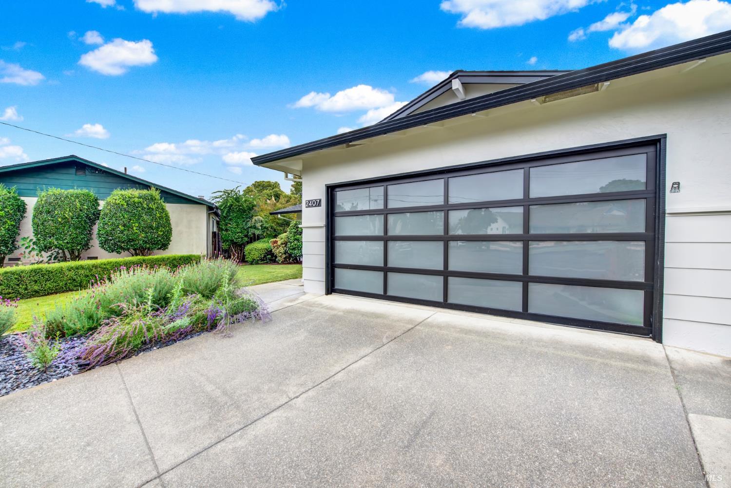 Detail Gallery Image 11 of 42 For 2407 Norton St, Napa,  CA 94558 - 3 Beds | 2 Baths