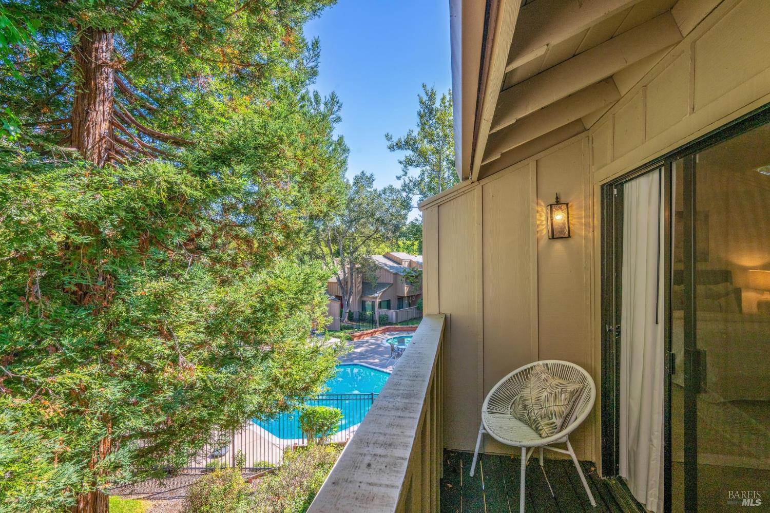 Detail Gallery Image 41 of 51 For 53 Flicker Dr, Novato,  CA 94949 - 3 Beds | 2/1 Baths