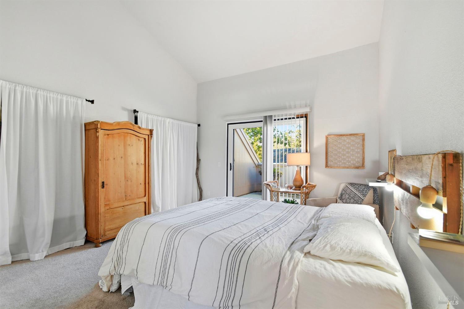 Detail Gallery Image 15 of 32 For 1536 Mission Blvd, Santa Rosa,  CA 95409 - 2 Beds | 2/1 Baths