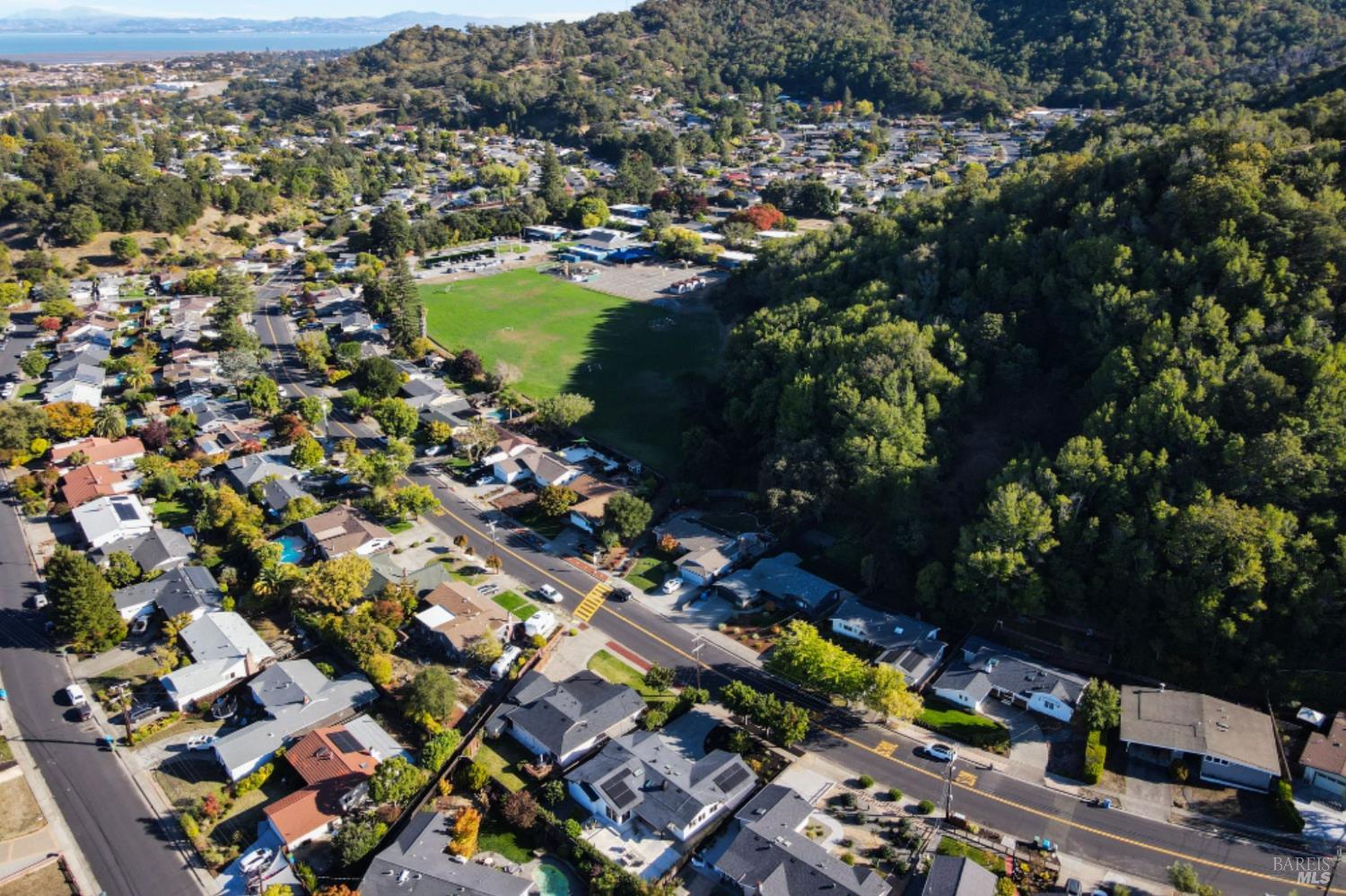 Detail Gallery Image 42 of 47 For 456 Alameda De La Loma Unkn, Novato,  CA 94949 - 3 Beds | 2 Baths