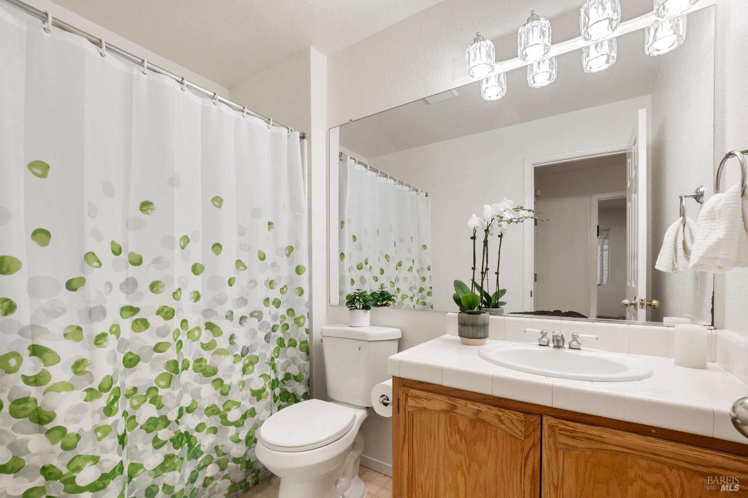 Detail Gallery Image 35 of 42 For 2154 Nw Longhorn Cir, Santa Rosa,  CA 95401 - 3 Beds | 2 Baths
