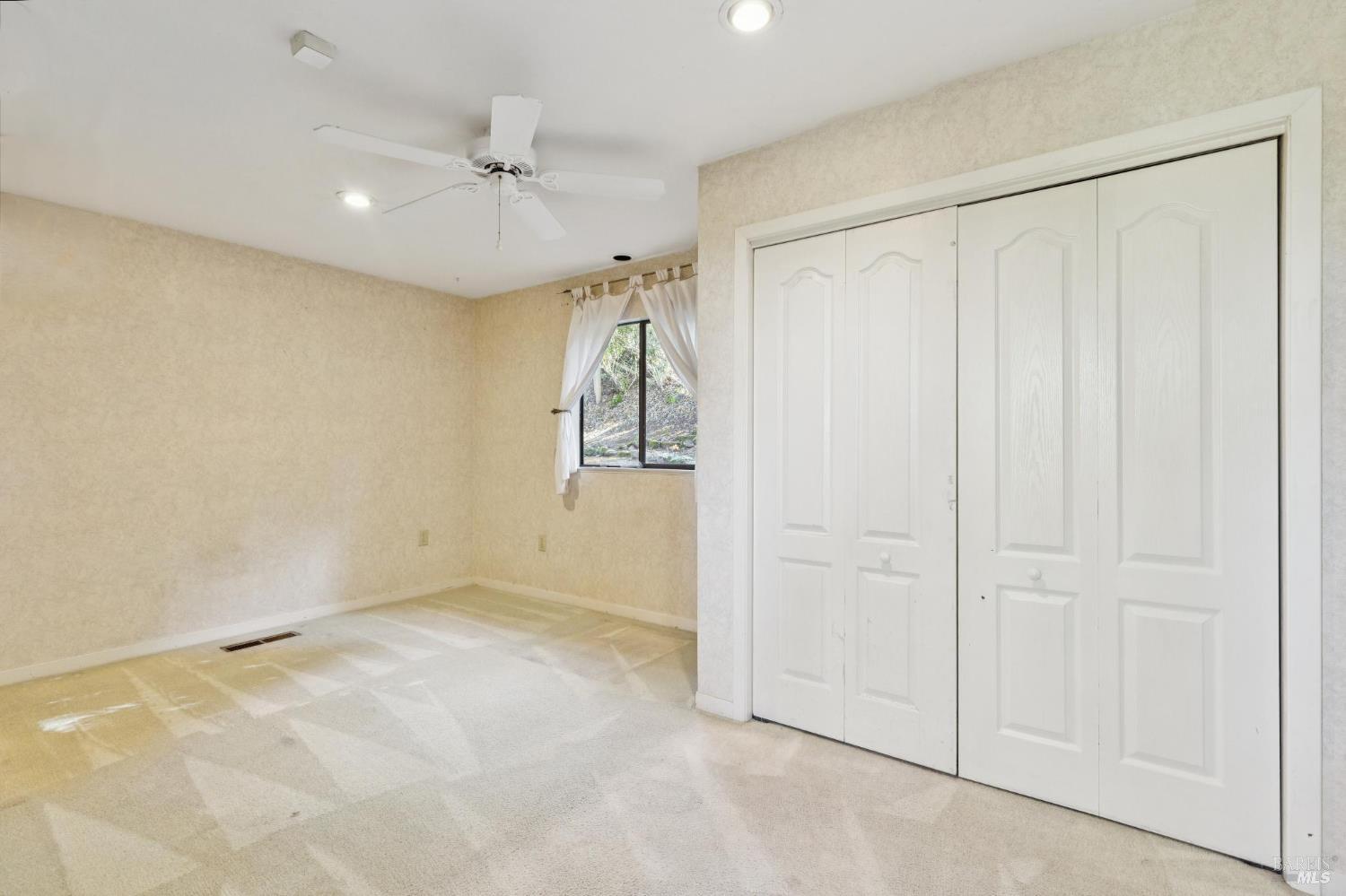 Detail Gallery Image 40 of 76 For 2060 Oak Ridge Dr, Santa Rosa,  CA 95404 - 3 Beds | 2 Baths