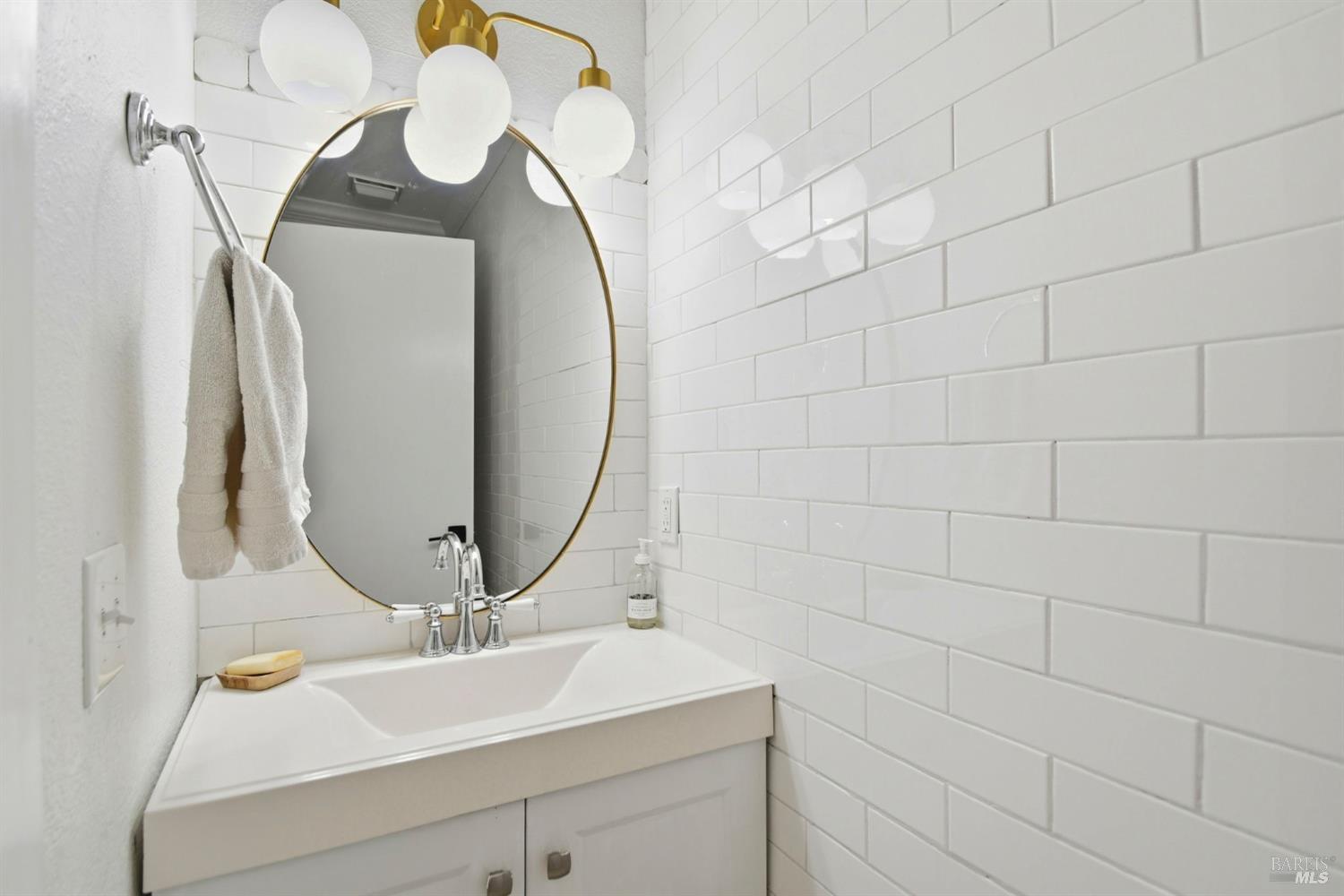 Detail Gallery Image 13 of 32 For 1536 Mission Blvd, Santa Rosa,  CA 95409 - 2 Beds | 2/1 Baths