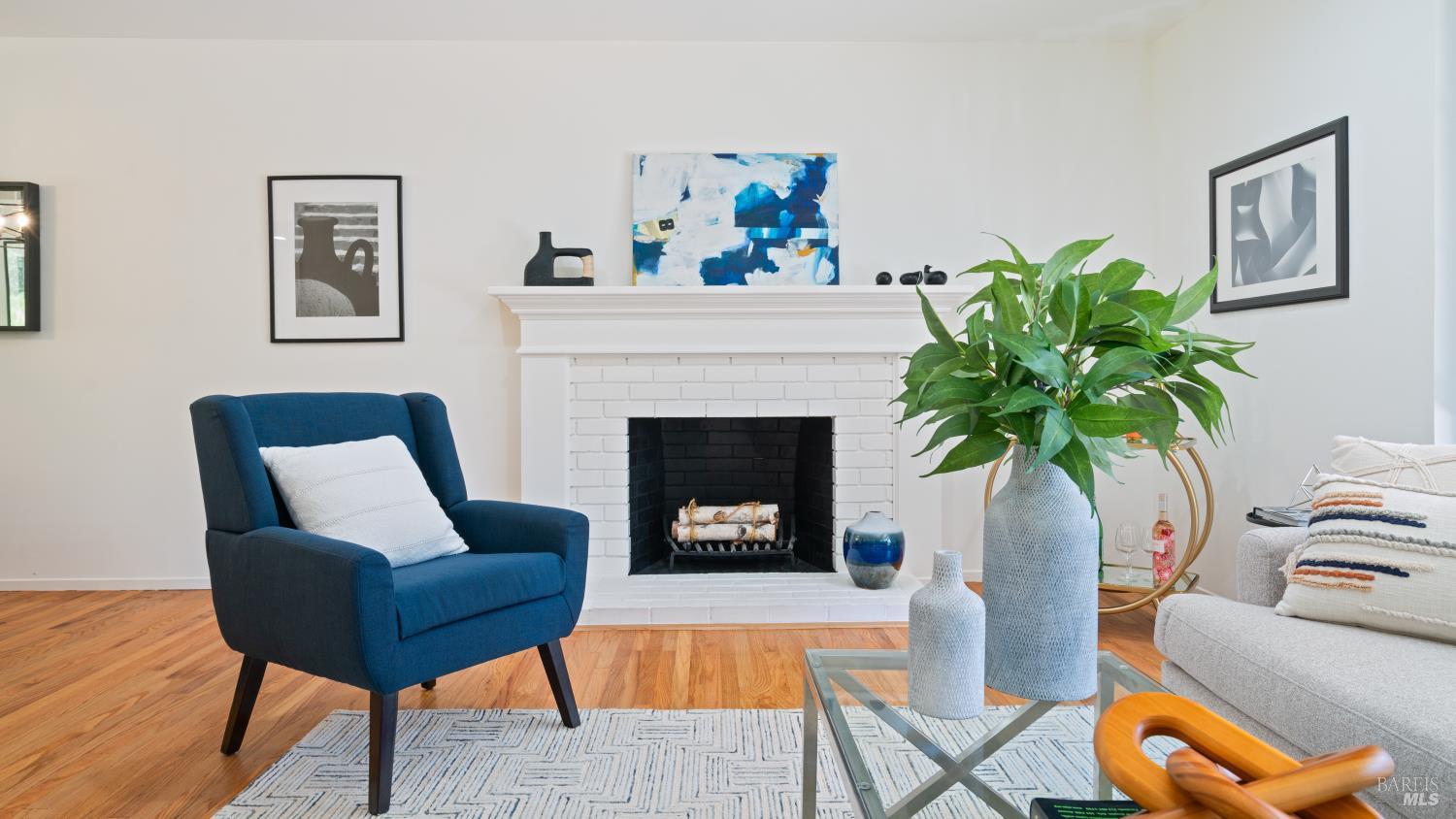 Detail Gallery Image 3 of 40 For 175 Rollingwood Dr, San Rafael,  CA 94901 - 3 Beds | 2 Baths