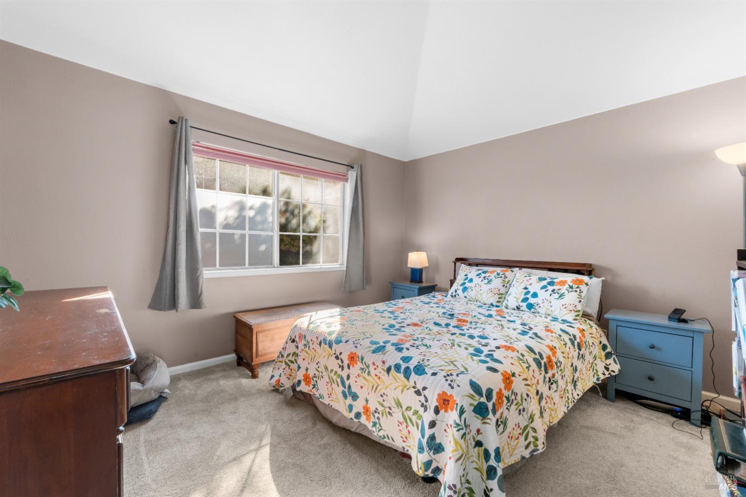 Detail Gallery Image 15 of 23 For 1028 Addison Cir, Petaluma,  CA 94952 - 3 Beds | 2/1 Baths