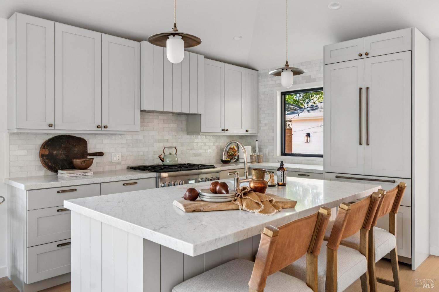 Detail Gallery Image 13 of 62 For 78 Nelson Ave, Mill Valley,  CA 94941 - 4 Beds | 3/1 Baths