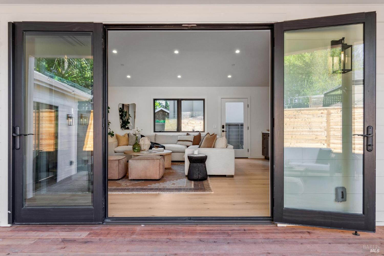 Detail Gallery Image 31 of 62 For 78 Nelson Ave, Mill Valley,  CA 94941 - 4 Beds | 3/1 Baths