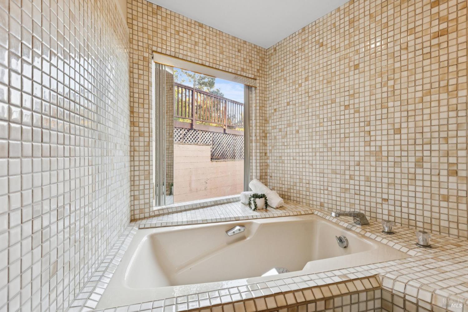 Detail Gallery Image 57 of 76 For 2060 Oak Ridge Dr, Santa Rosa,  CA 95404 - 3 Beds | 2 Baths