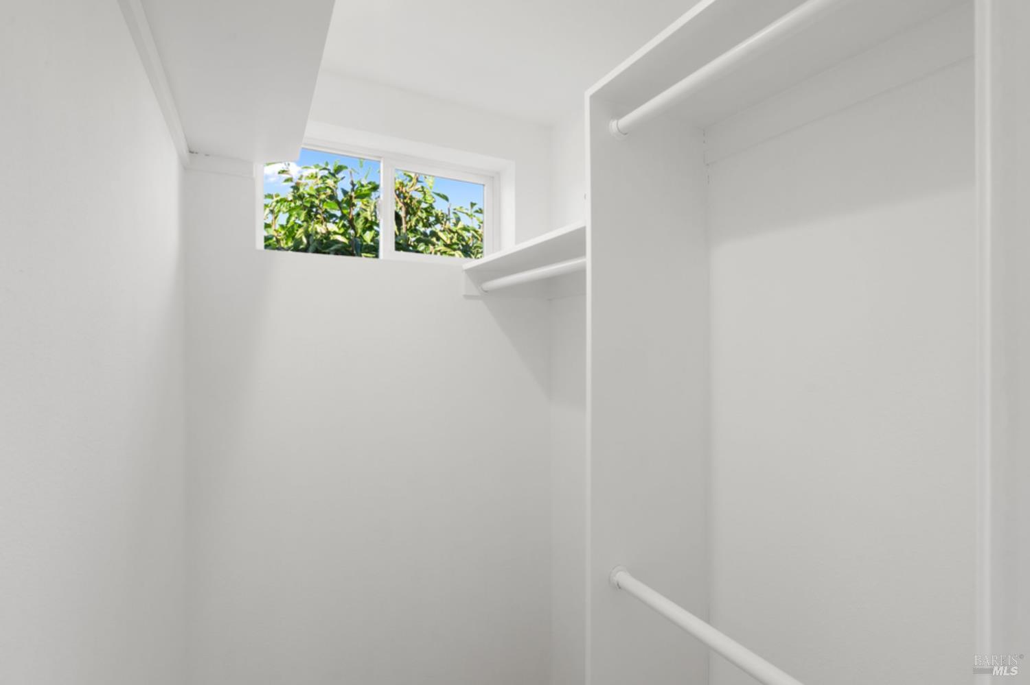 Detail Gallery Image 34 of 47 For 456 Alameda De La Loma Unkn, Novato,  CA 94949 - 3 Beds | 2 Baths