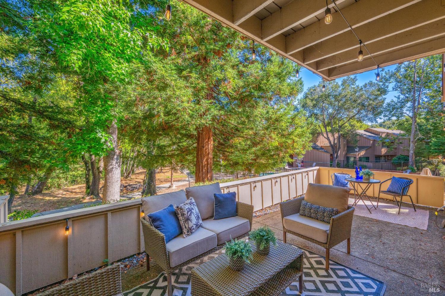 Detail Gallery Image 42 of 51 For 53 Flicker Dr, Novato,  CA 94949 - 3 Beds | 2/1 Baths