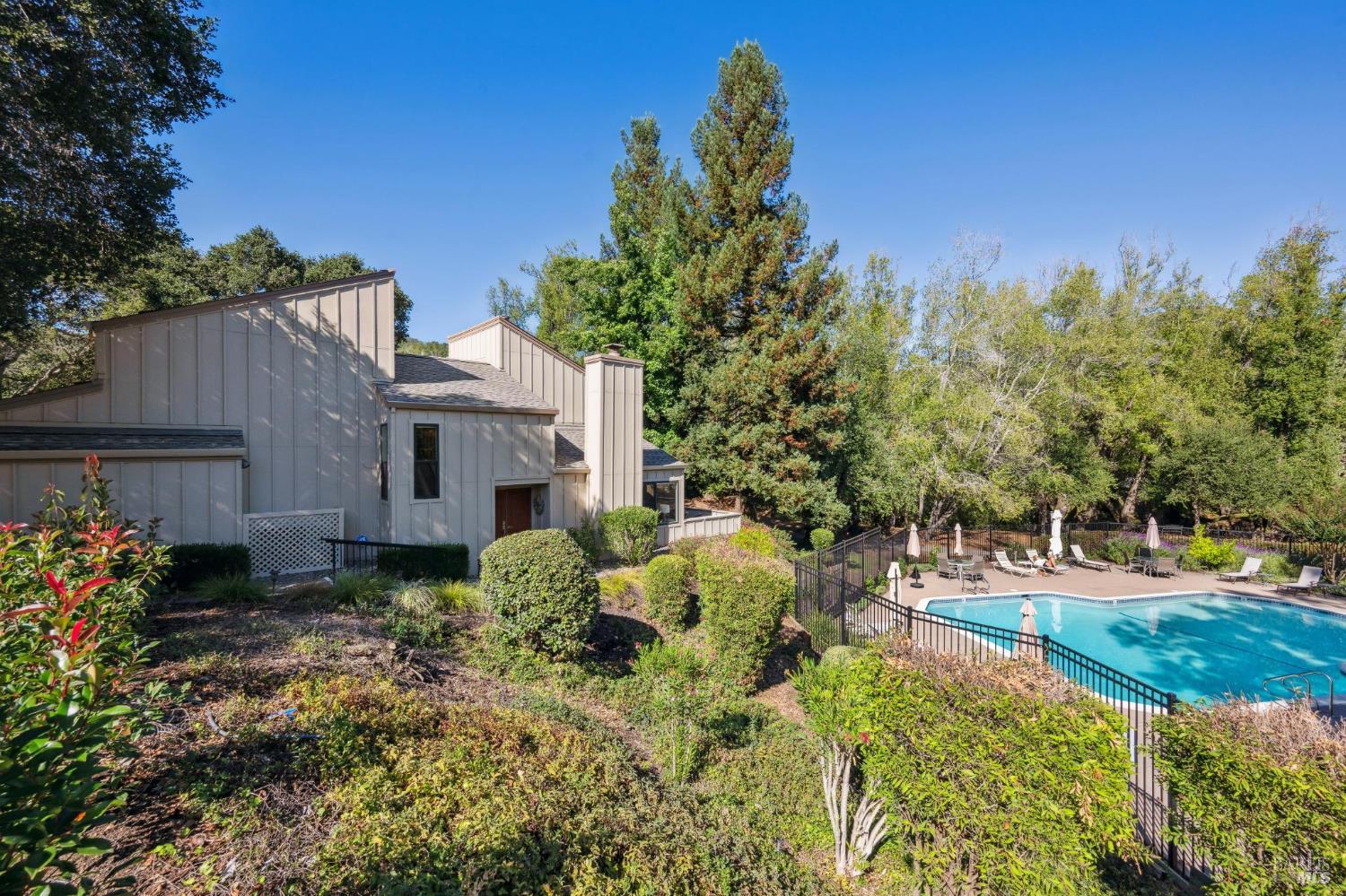 Detail Gallery Image 47 of 51 For 53 Flicker Dr, Novato,  CA 94949 - 3 Beds | 2/1 Baths