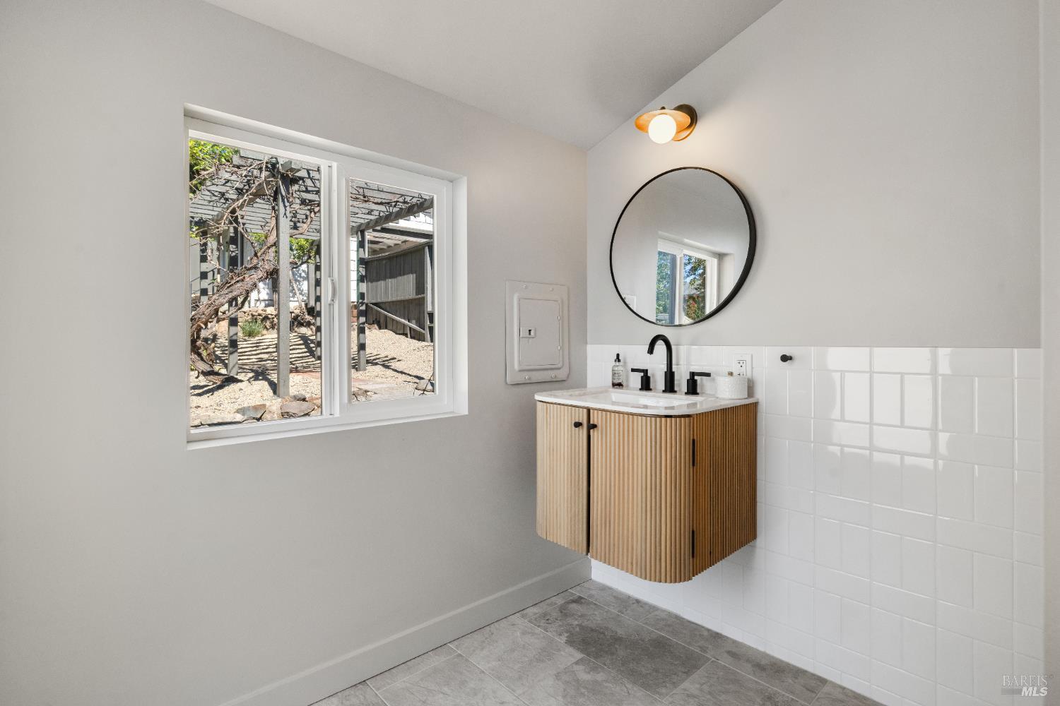 Detail Gallery Image 52 of 87 For 17285 Hillcrest Ave, Sonoma,  CA 95476 - 3 Beds | 3 Baths