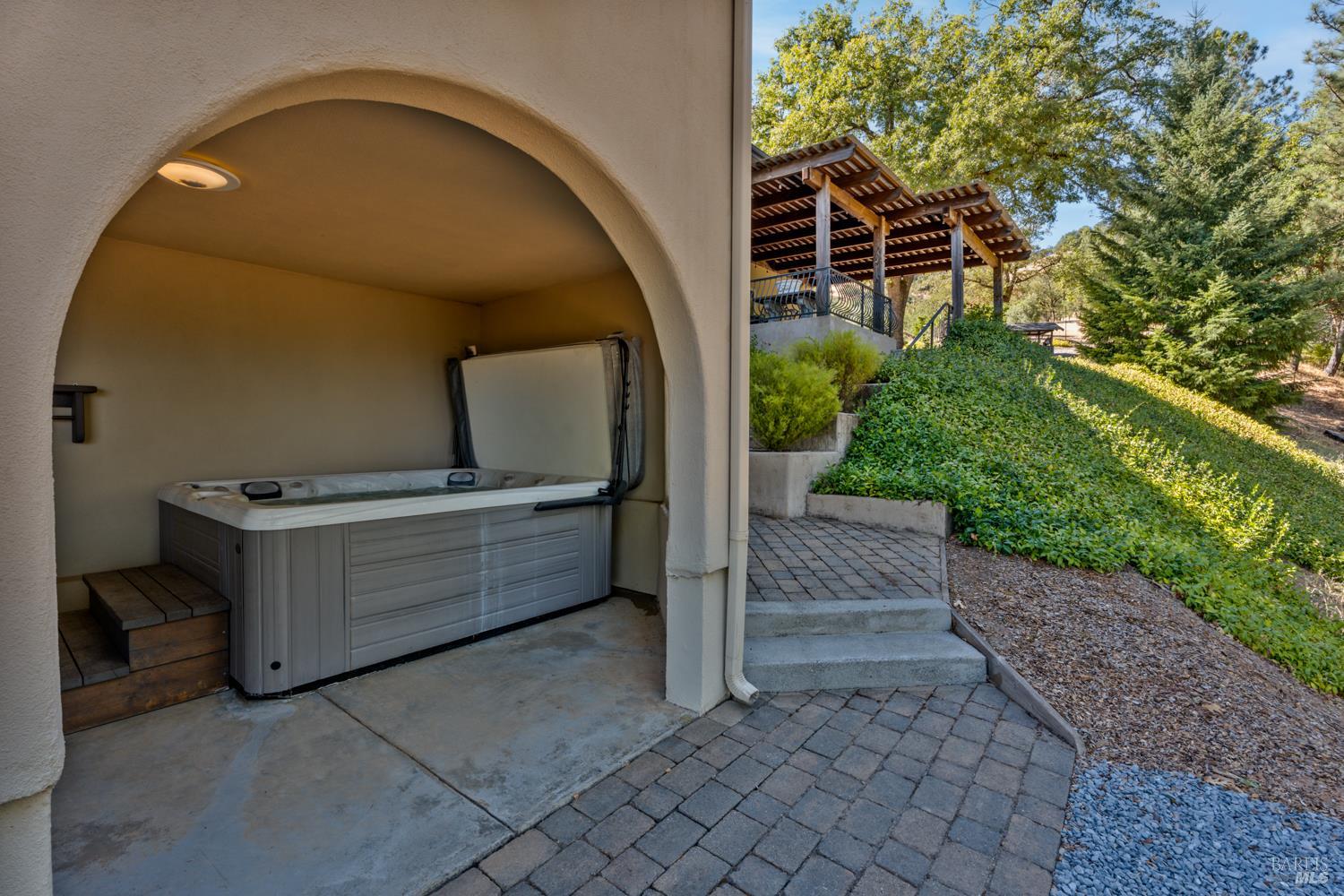 Detail Gallery Image 36 of 56 For 800 Boonville Rd, Ukiah,  CA 95482 - 4 Beds | 4 Baths