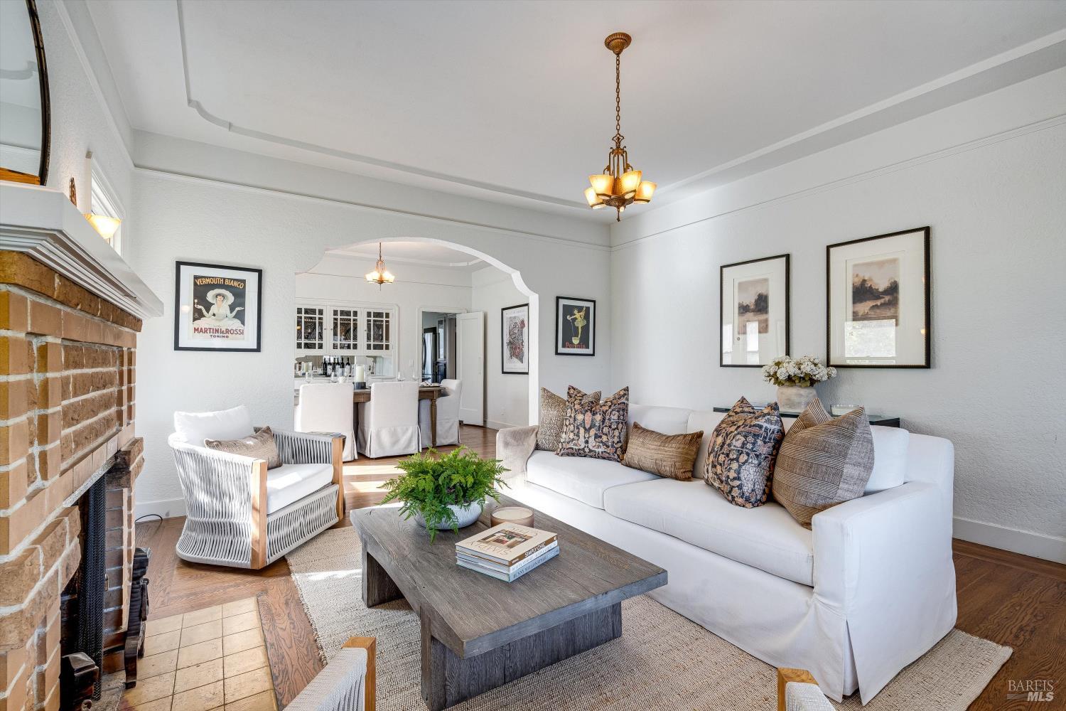 Detail Gallery Image 8 of 48 For 1709 Spring Mountain Rd, Saint Helena,  CA 94574 - 2 Beds | 1 Baths