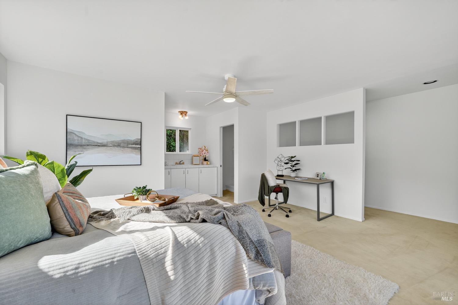 Detail Gallery Image 34 of 60 For 32 Los Robles Dr, San Rafael,  CA 94901 - 4 Beds | 3 Baths