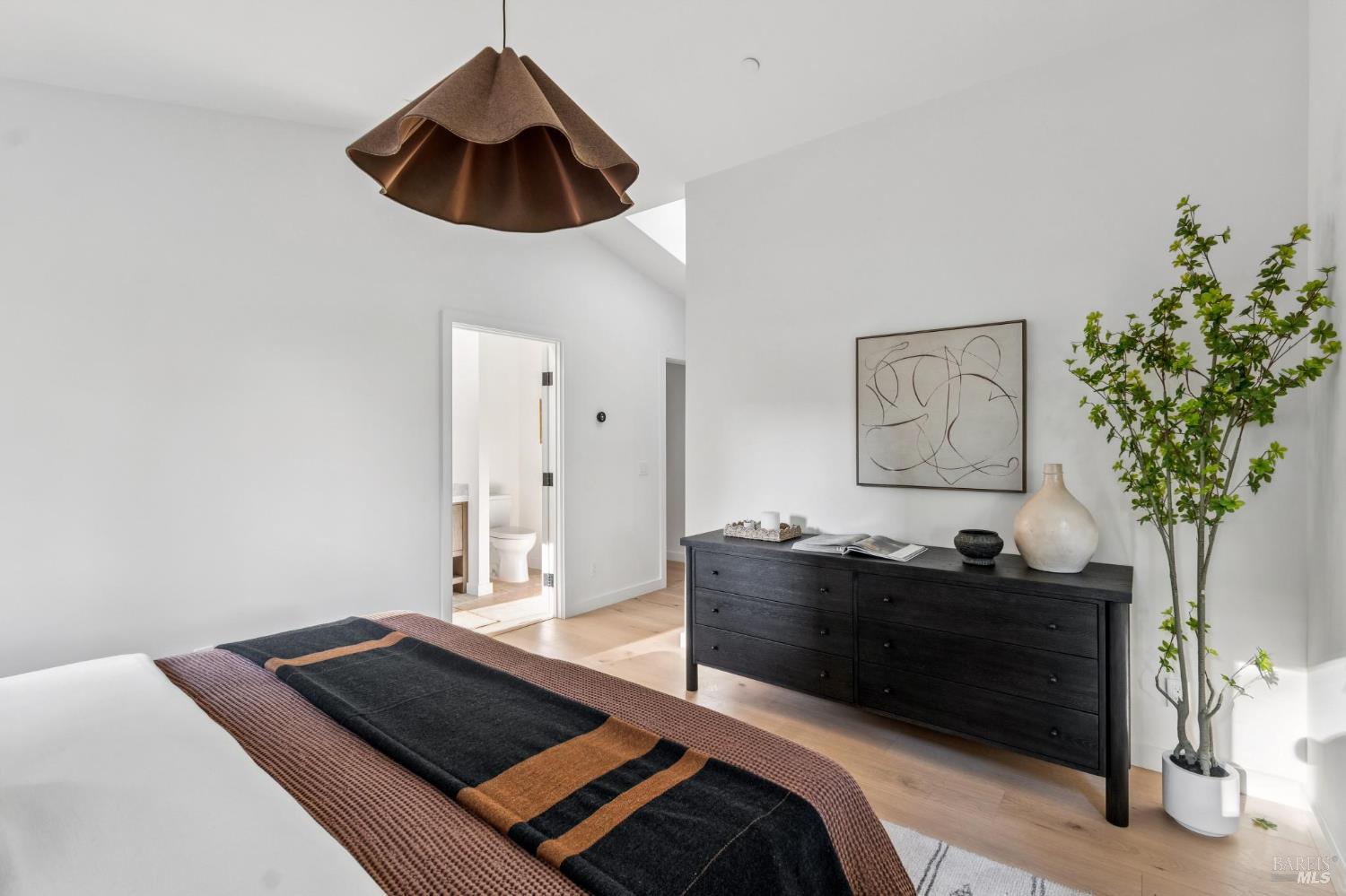 Detail Gallery Image 40 of 62 For 78 Nelson Ave, Mill Valley,  CA 94941 - 4 Beds | 3/1 Baths