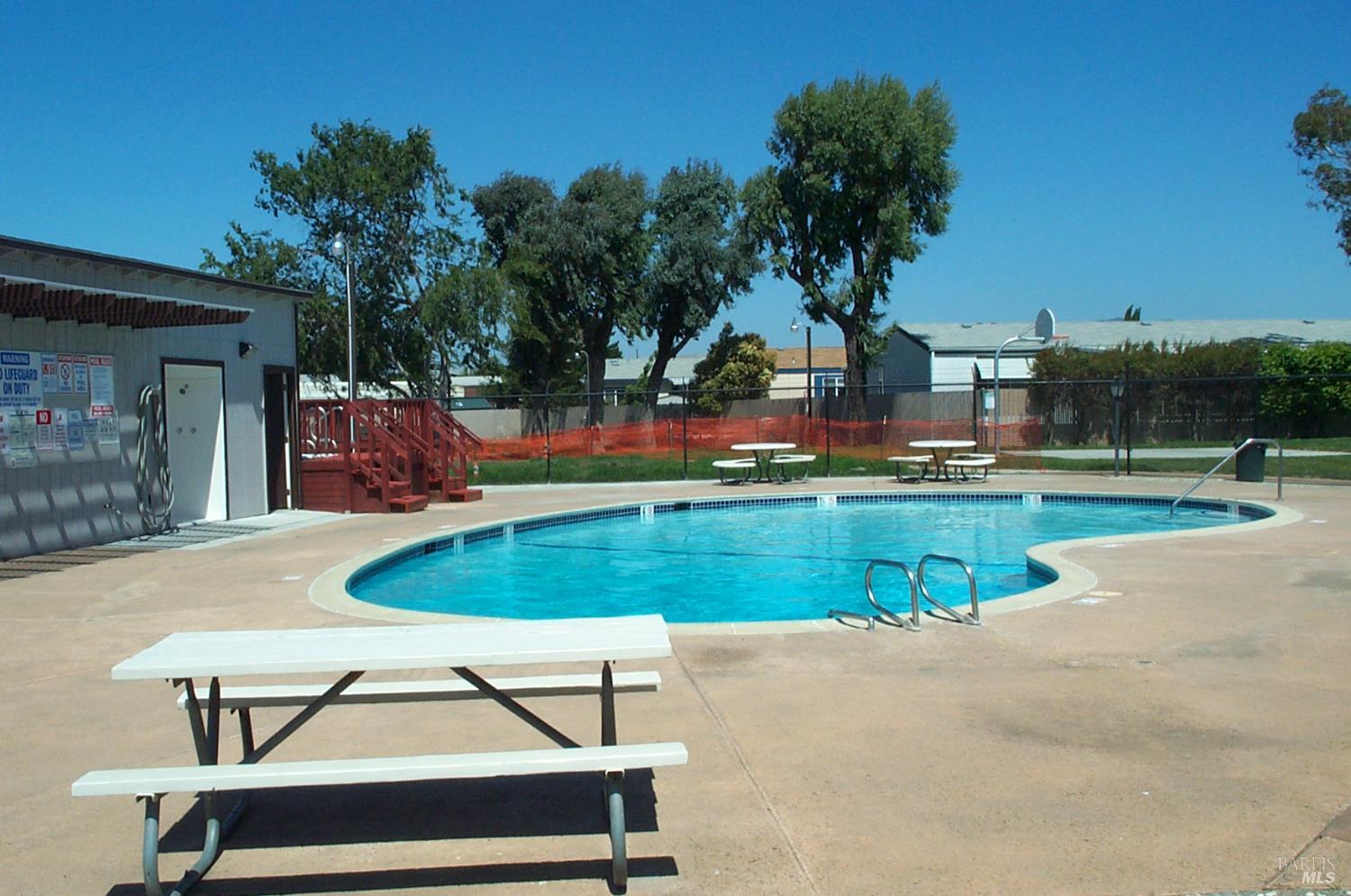 Detail Gallery Image 51 of 57 For 212 Valencia Dr, Fairfield,  CA 94533 - 3 Beds | 2 Baths