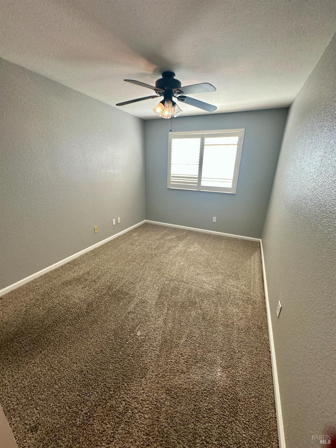 Detail Gallery Image 22 of 38 For 590 Anderson Way, Rio Vista,  CA 94571 - 4 Beds | 2/1 Baths