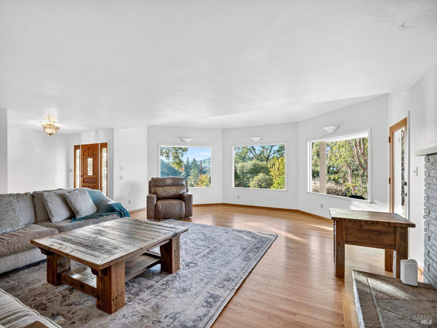 Detail Gallery Image 30 of 76 For 351 View Dr, Ukiah,  CA 95482 - 4 Beds | 3 Baths