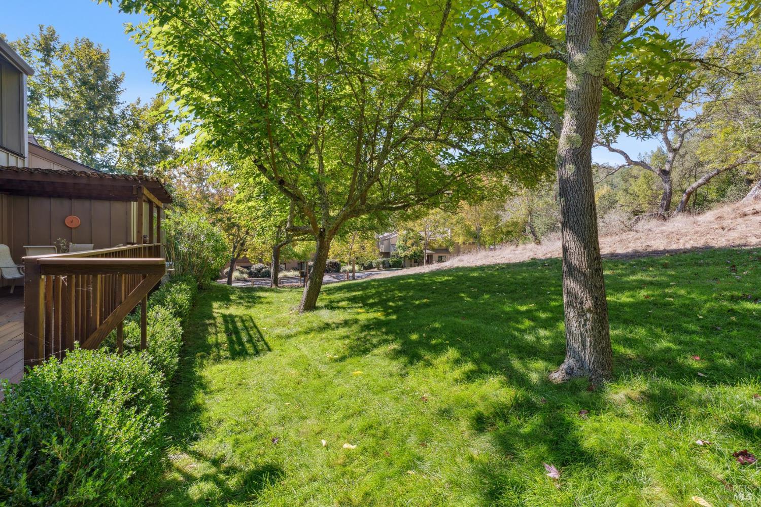 Detail Gallery Image 38 of 40 For 11 Chapparal Ct, Novato,  CA 94949 - 4 Beds | 2/1 Baths