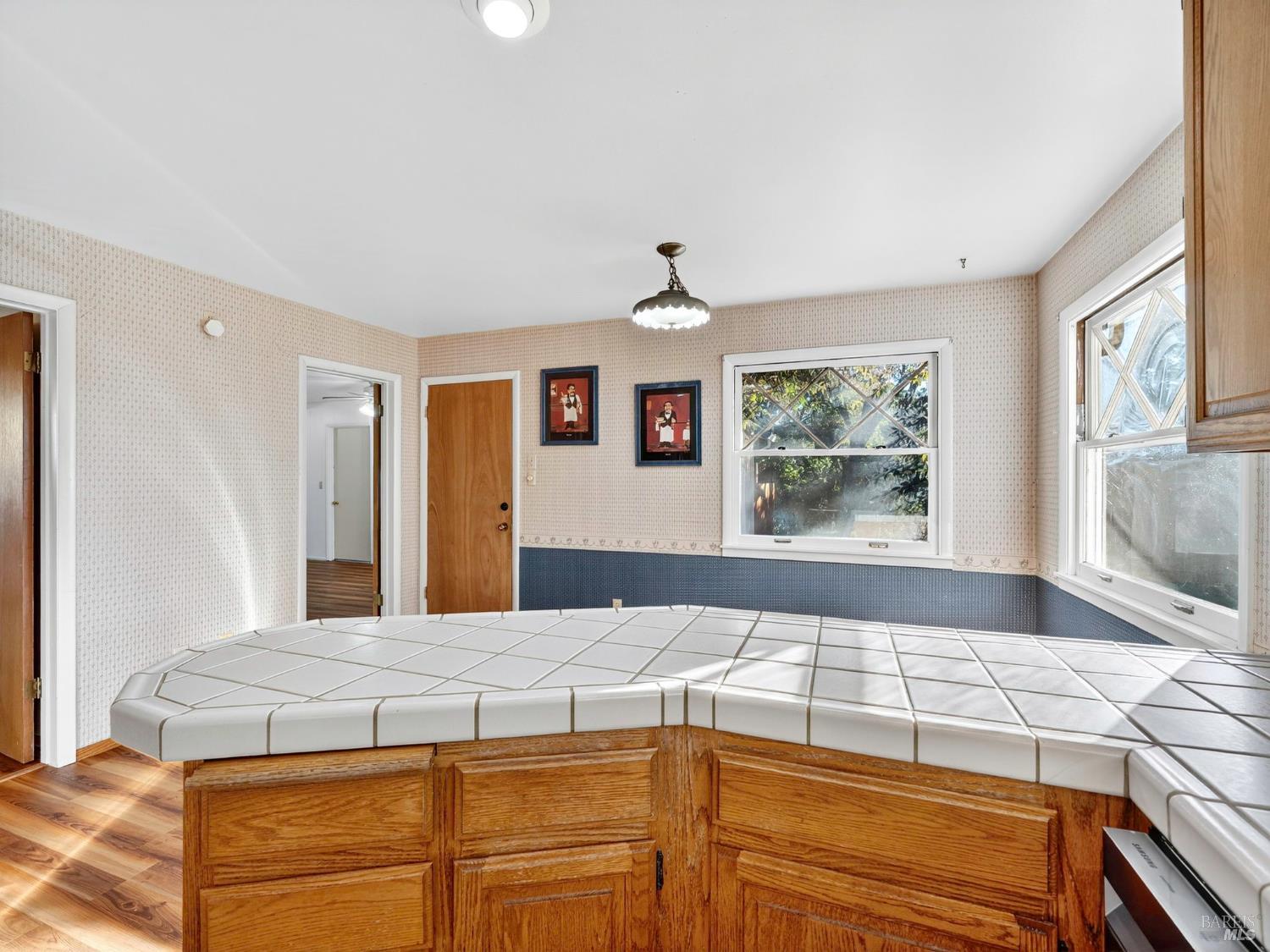 Detail Gallery Image 40 of 76 For 351 View Dr, Ukiah,  CA 95482 - 4 Beds | 3 Baths